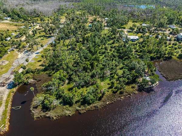 5.43 Acres of Land for Sale in Steinhatchee, Florida