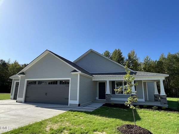 1.63 Acres of Residential Land with Home for Sale in Four Oaks, North Carolina