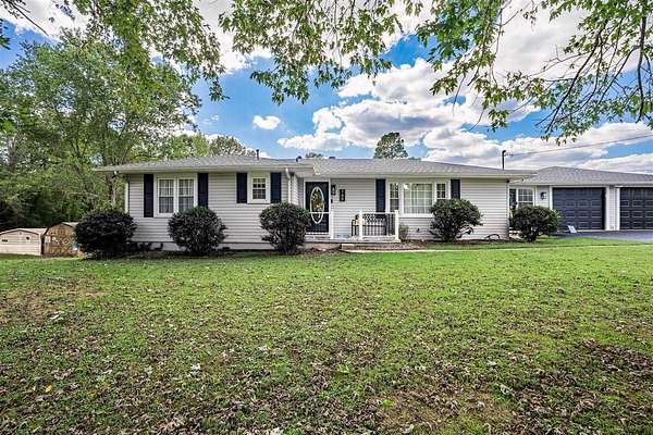 2.1 Acres of Residential Land with Home for Sale in Central City, Kentucky