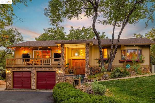 4.53 Acres of Residential Land with Home for Sale in Sonora, California