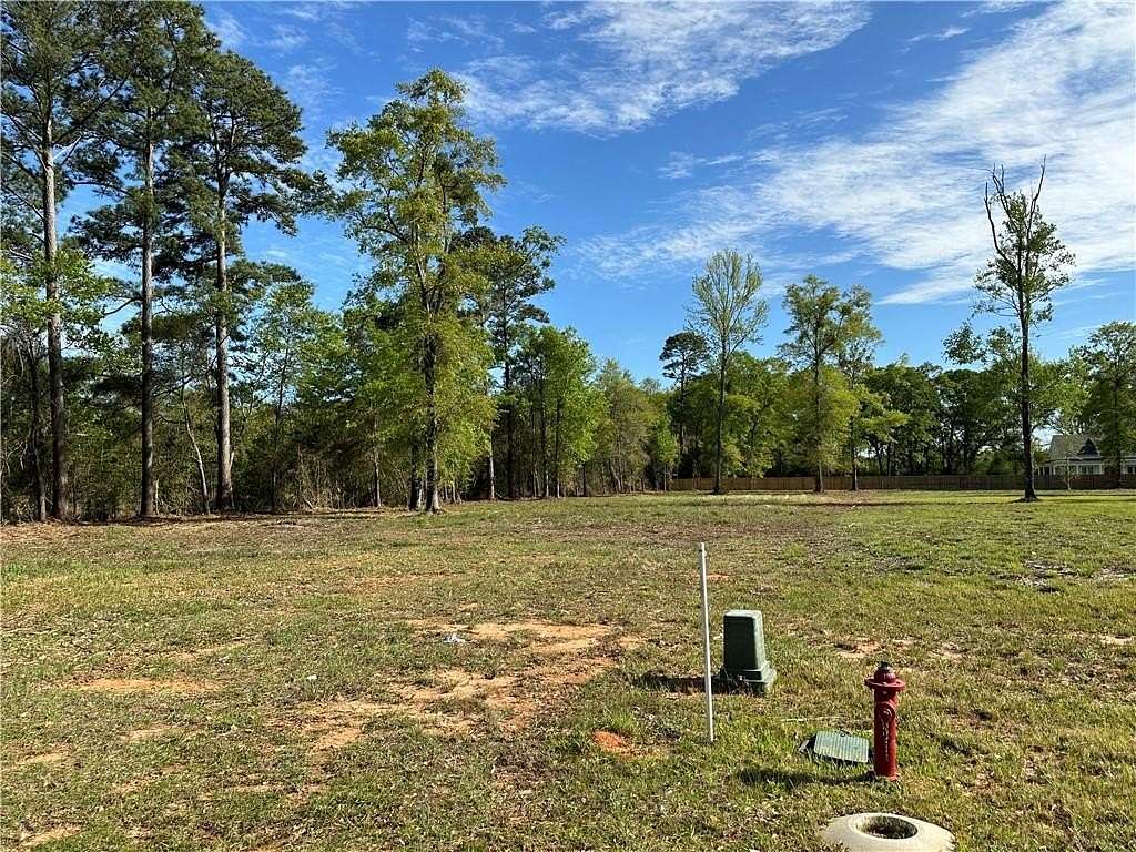 0.99 Acres of Residential Land for Sale in Mobile, Alabama