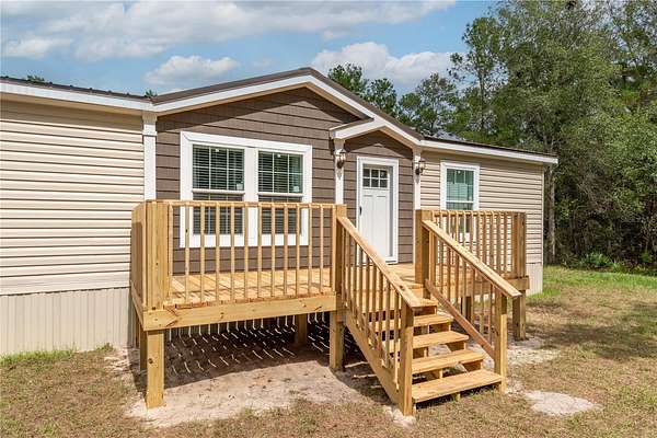 3 Acres of Land with Home for Sale in Fort McCoy, Florida