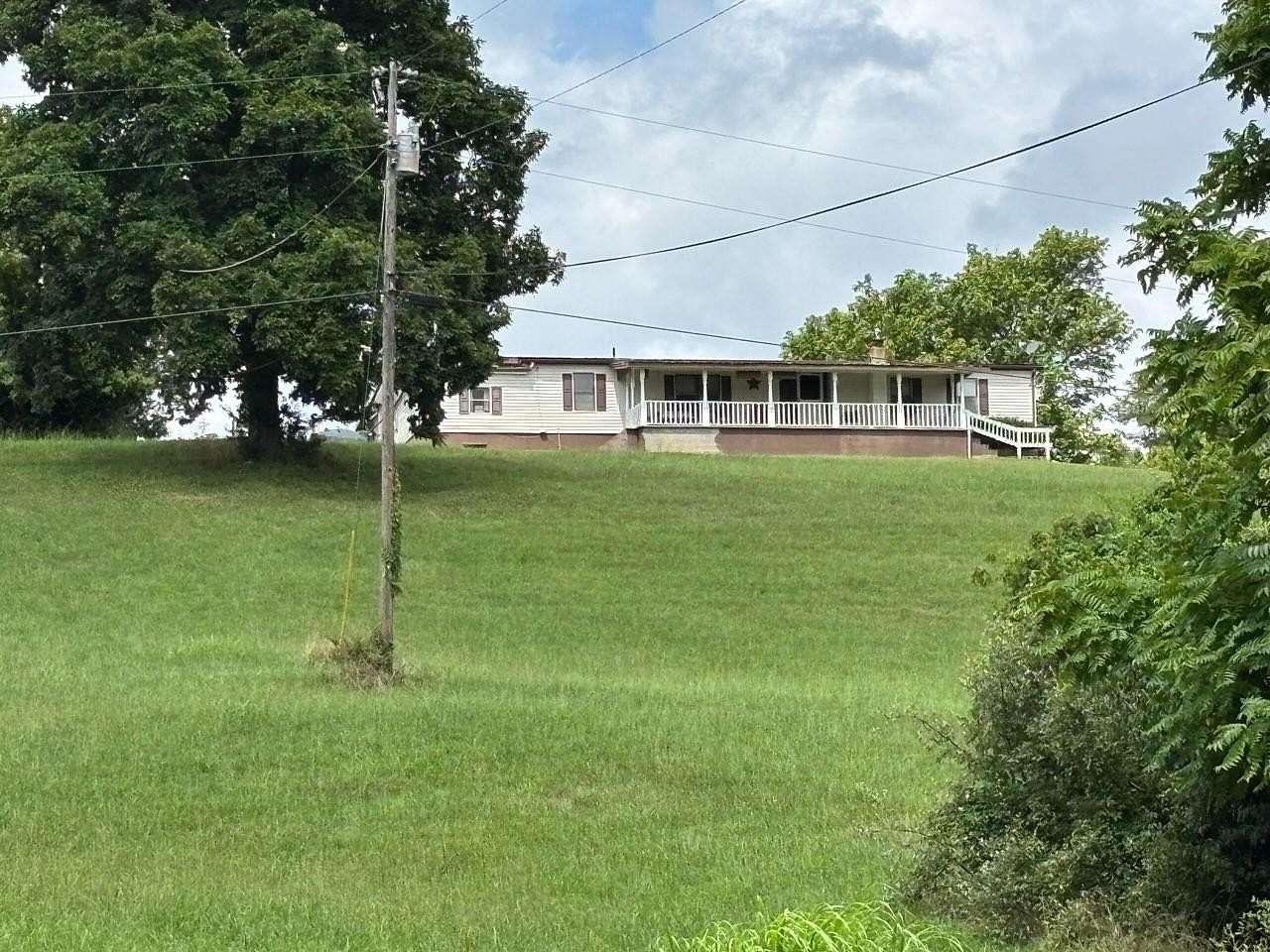 107 Acres of Recreational Land with Home for Sale in Genoa, West Virginia