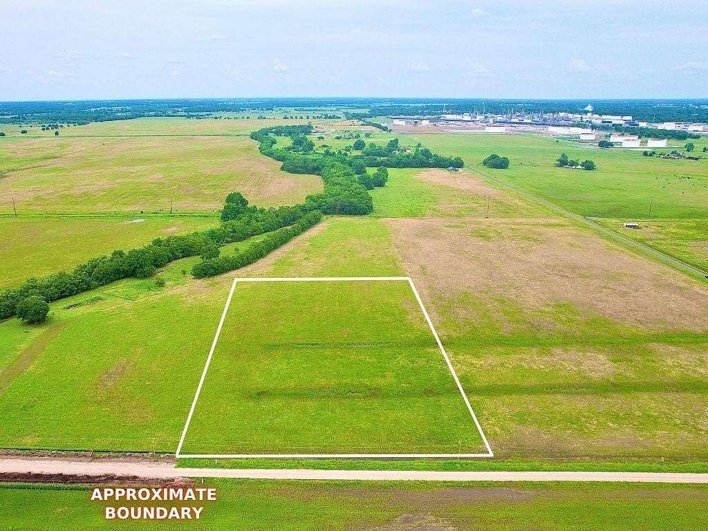4.84 Acres of Residential Land for Sale in Wynnewood, Oklahoma
