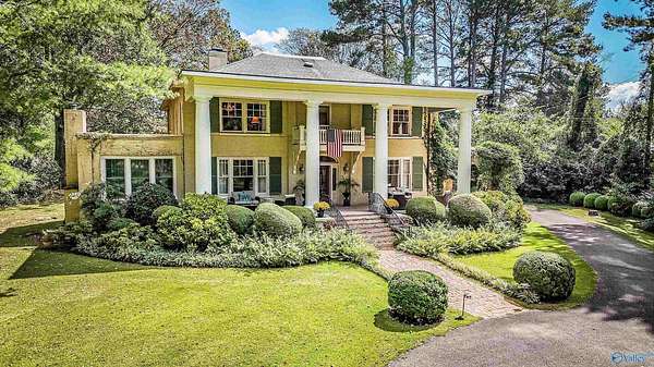 2.25 Acres of Residential Land with Home for Sale in Scottsboro, Alabama