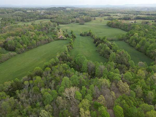 131 Acres of Land with Home for Sale in Monroe, Tennessee