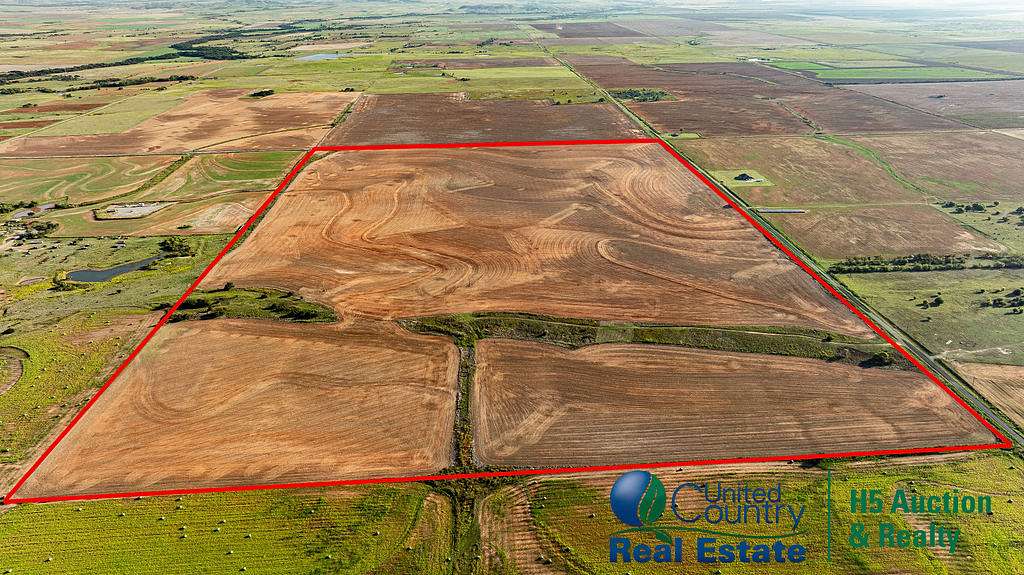 238 Acres of Agricultural Land for Sale in Mountain View, Oklahoma