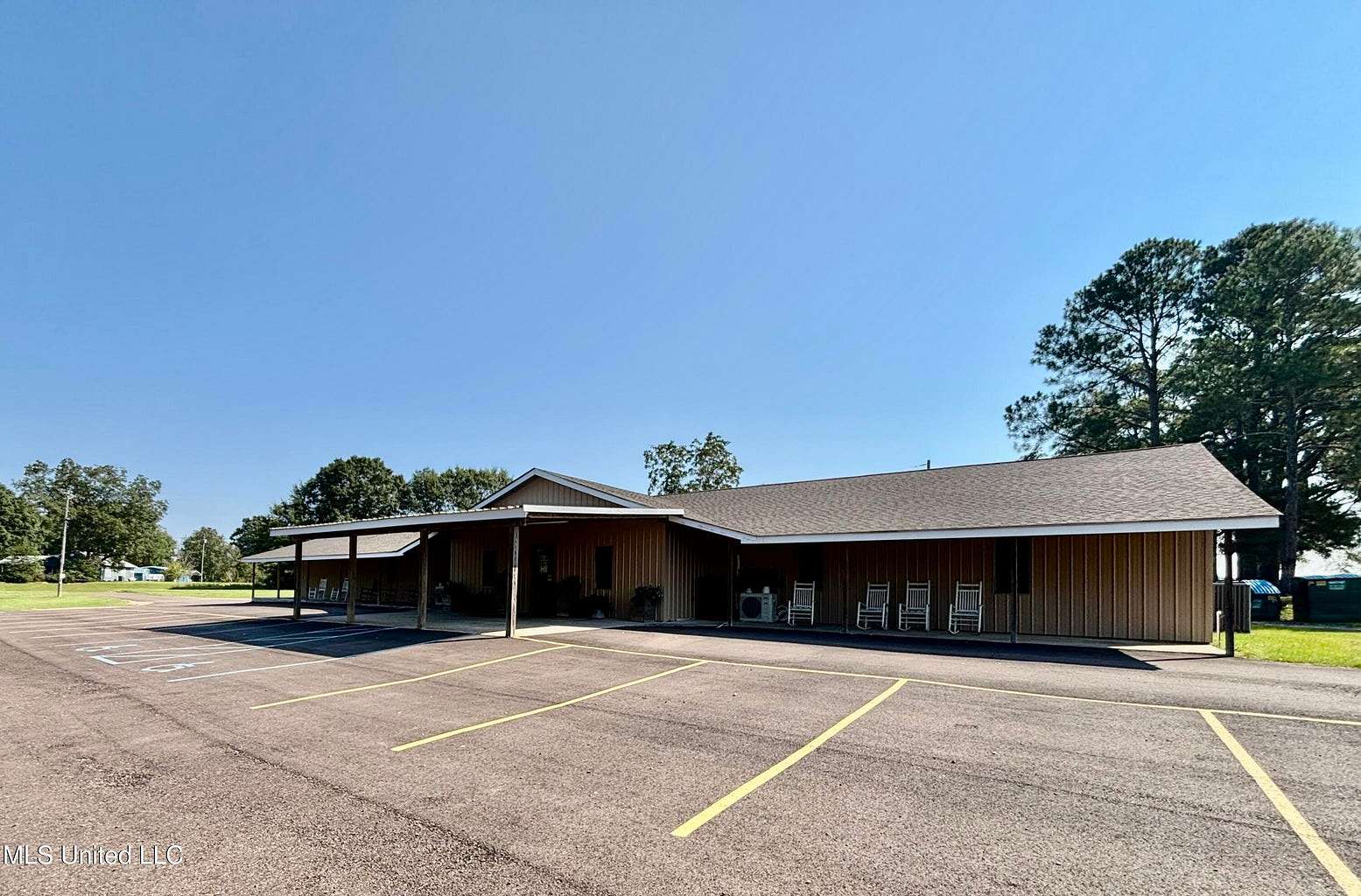 5.7 Acres of Improved Commercial Land for Sale in Kokomo, Mississippi