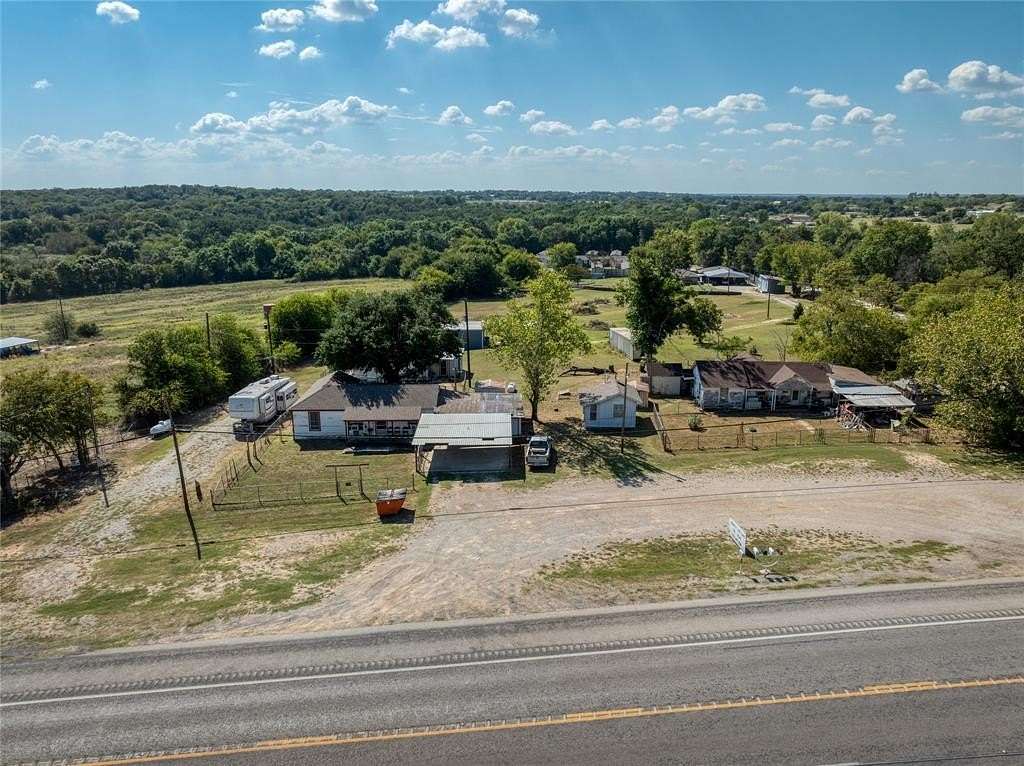 2 Acres of Commercial Land for Sale in Springtown, Texas
