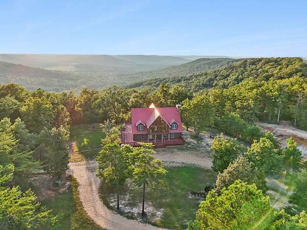 1,063 Acres of Recreational Land & Farm for Sale in Tuscumbia, Alabama