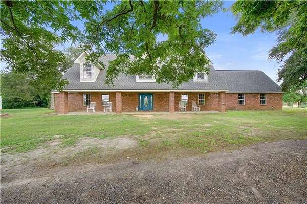 17 Acres of Land with Home for Sale in DeRidder, Louisiana