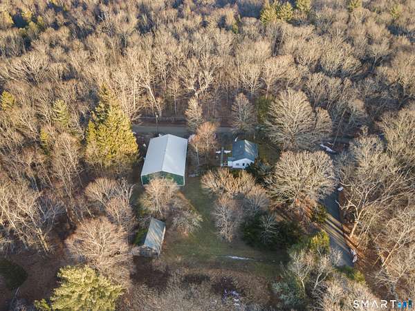 3 Acres of Residential Land with Home for Sale in Pomfret, Connecticut