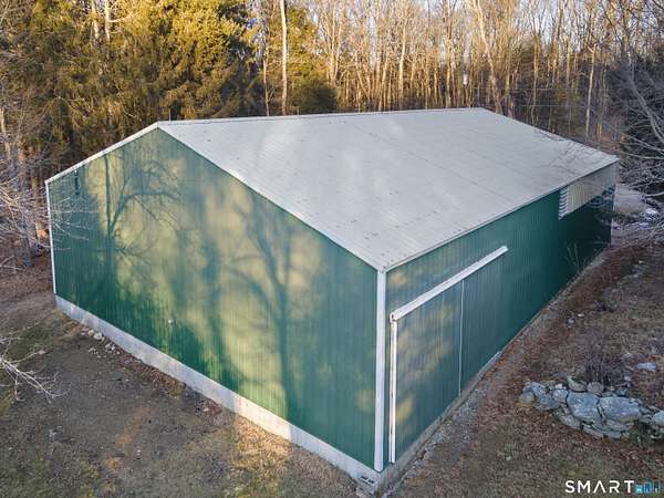 3 Acres of Residential Land with Home for Sale in Pomfret, Connecticut