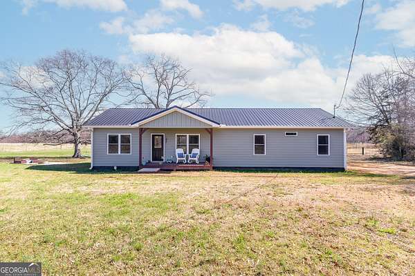 16.2 Acres of Recreational Land with Home for Sale in Bowersville, Georgia