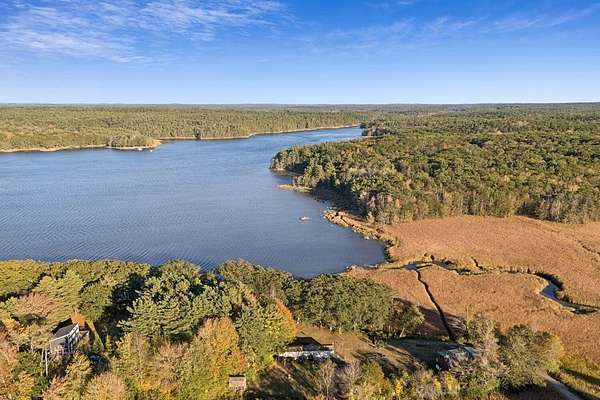 4.4 Acres of Residential Land with Home for Sale in Arrowsic, Maine