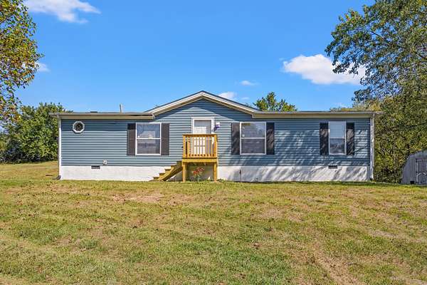 5.13 Acres of Land with Home for Sale in Georgetown, Kentucky