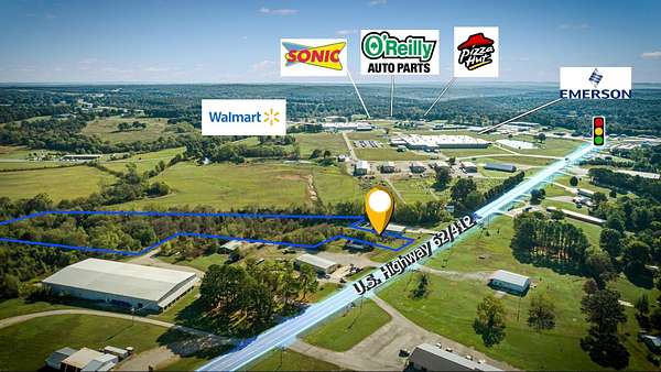 5.37 Acres of Improved Mixed-Use Land for Sale in Ash Flat, Arkansas