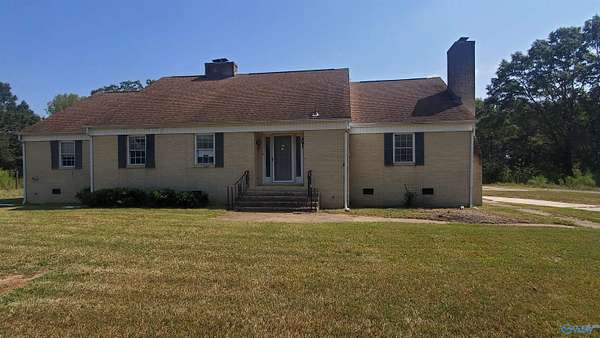 5.2 Acres of Residential Land with Home for Sale in Hartselle, Alabama