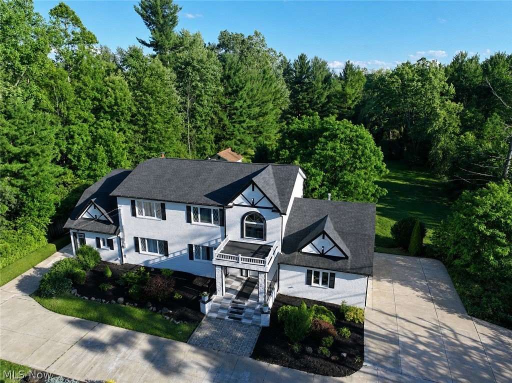 1.53 Acres of Land with Home for Sale in North Royalton, Ohio