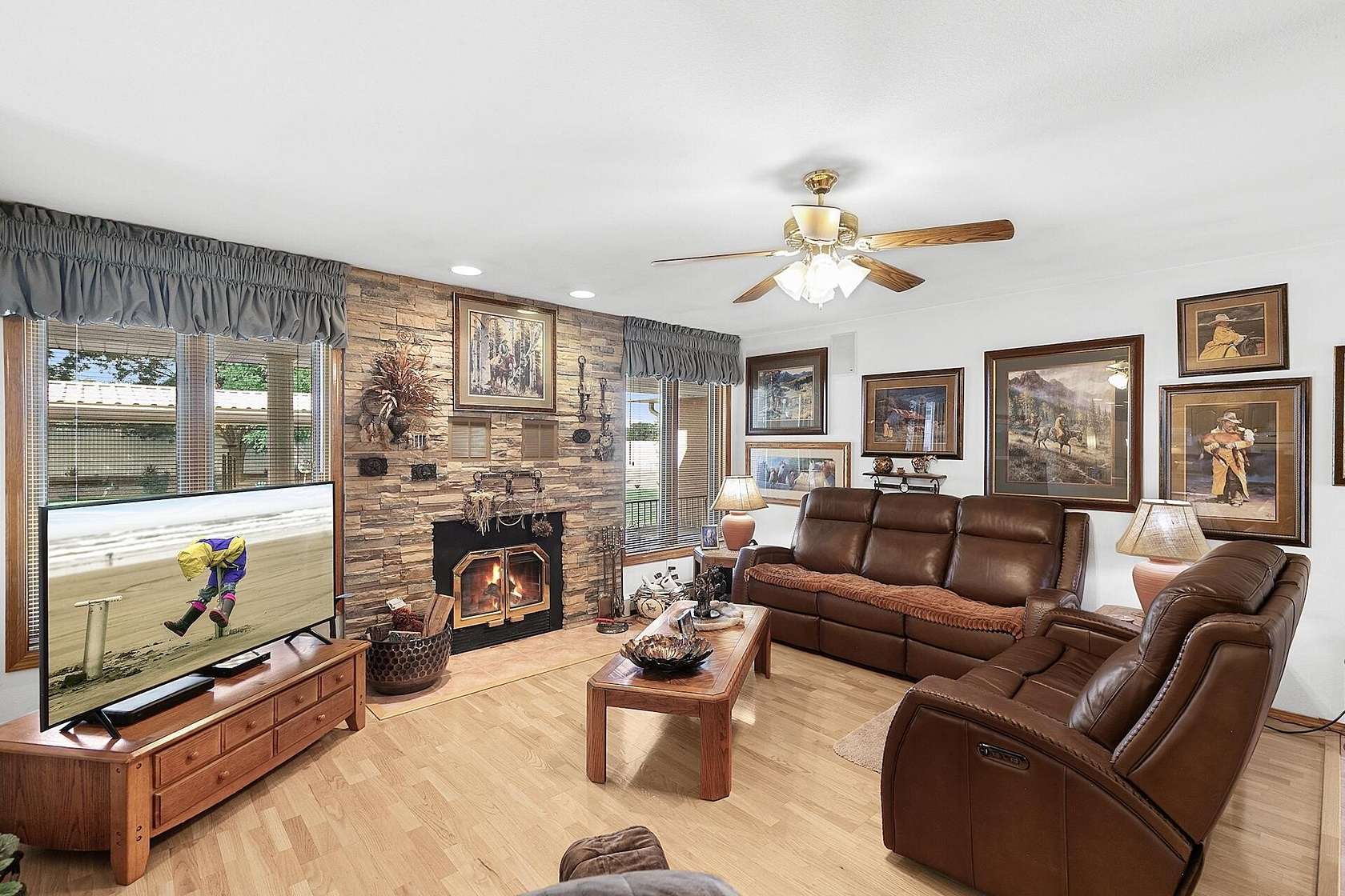 4 Acres of Residential Land with Home for Sale in Los Lunas, New Mexico