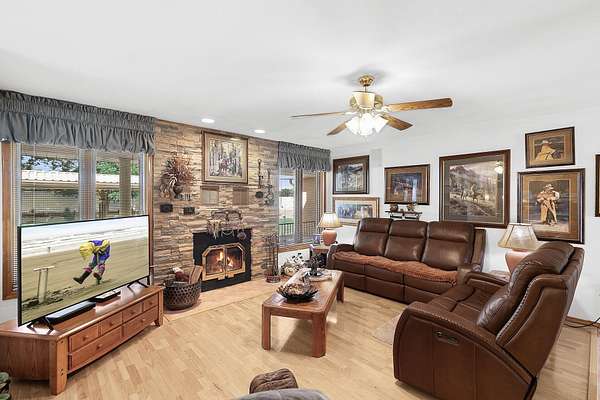 4 Acres of Residential Land with Home for Sale in Los Lunas, New Mexico