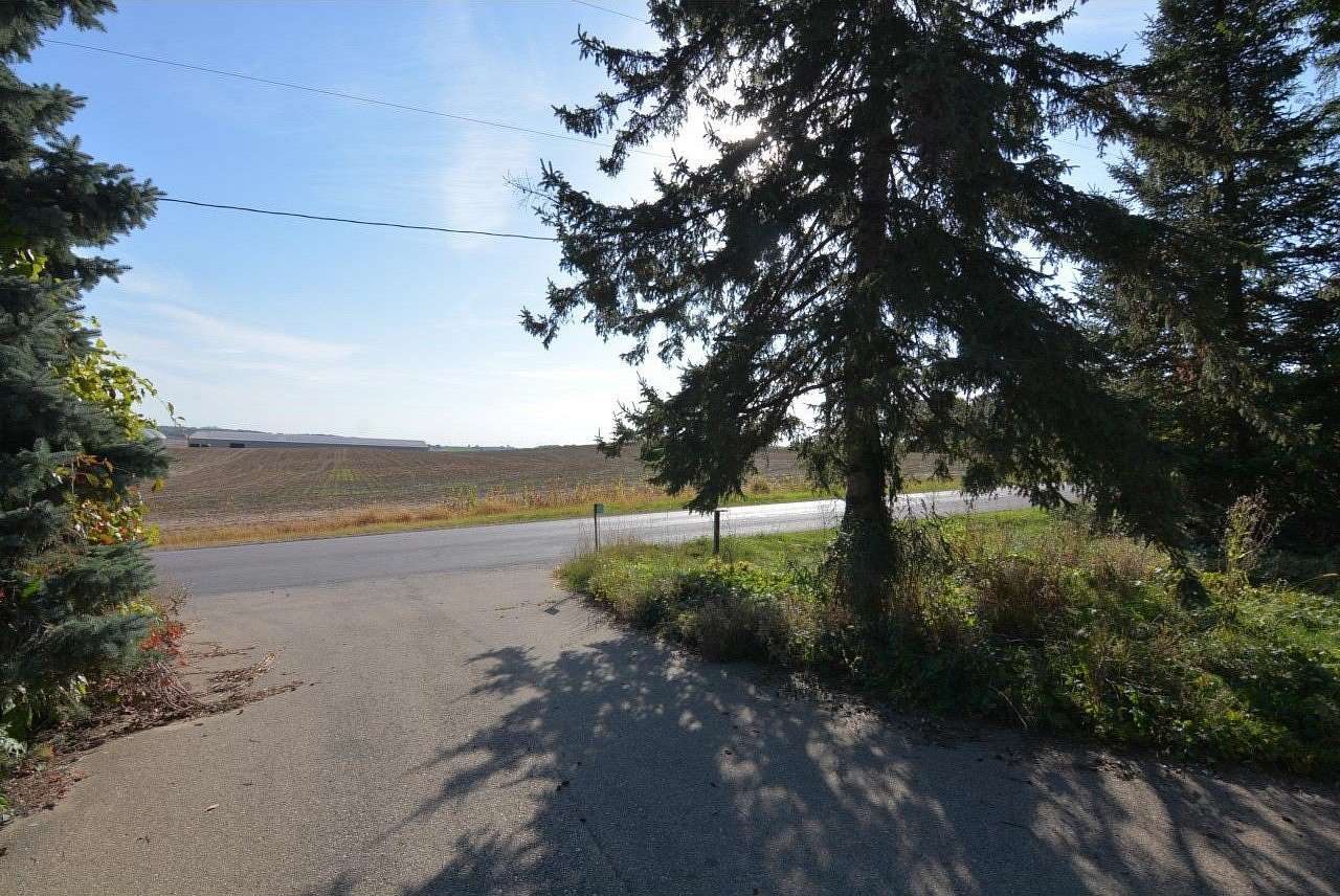 1.75 Acres of Residential Land for Sale in Middleton, Wisconsin