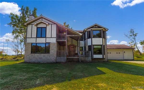 2.5 Acres of Residential Land with Home for Sale in East Aurora, New York