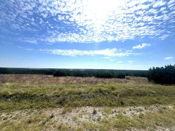 5.18 Acres of Residential Land for Sale in Lampasas, Texas