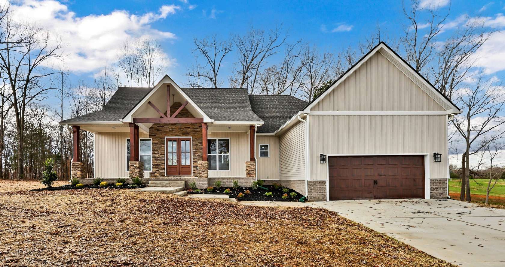 1.54 Acres of Residential Land with Home for Sale in Southside, Tennessee