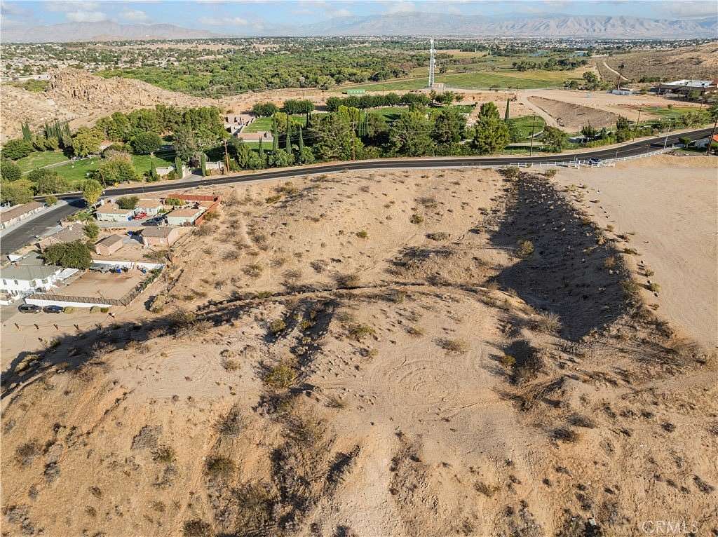 5 Acres of Land for Sale in Victorville, California