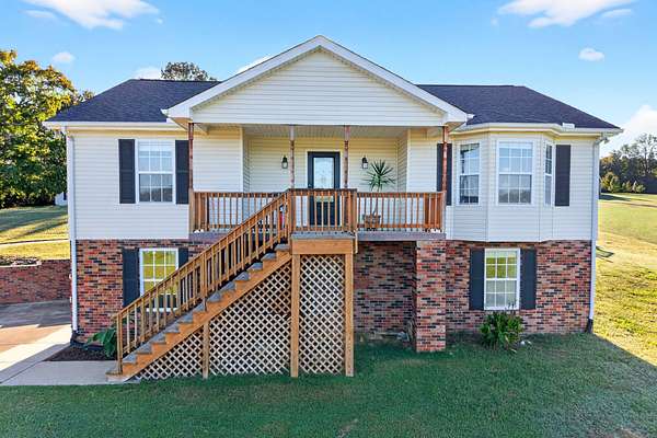 1.75 Acres of Residential Land with Home for Sale in Charlotte, Tennessee