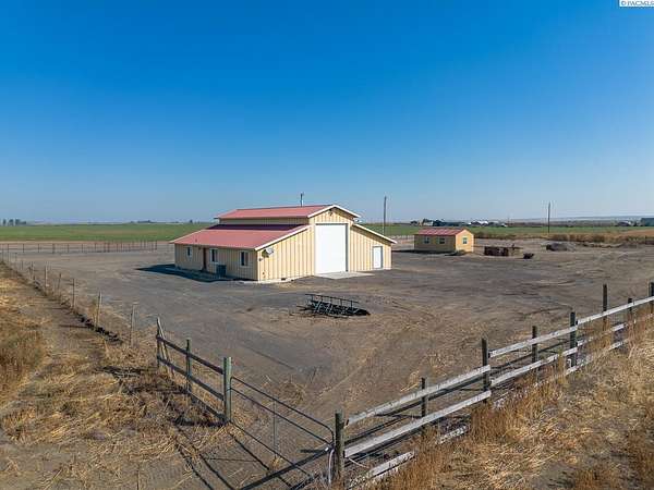 73 Acres of Land with Home for Sale in Eltopia, Washington