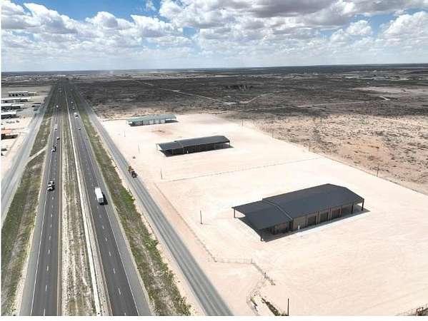 5 Acres of Improved Commercial Land for Sale in Odessa, Texas