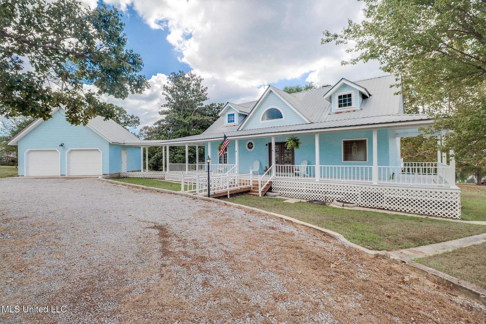 1.9 Acres of Residential Land with Home for Sale in Kiln, Mississippi