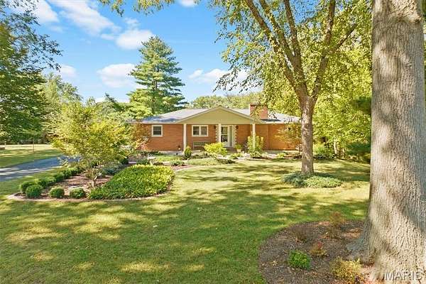 2.73 Acres of Residential Land with Home for Sale in Glen Carbon, Illinois