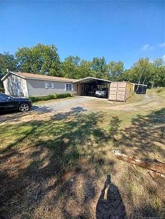 5 Acres of Residential Land with Home for Sale in Fort Gibson, Oklahoma