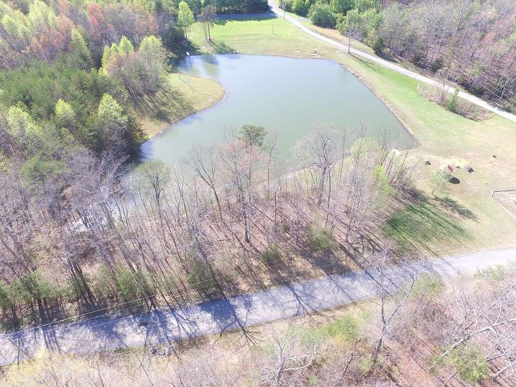 1 Acre of Residential Land for Sale in Spencer, Tennessee