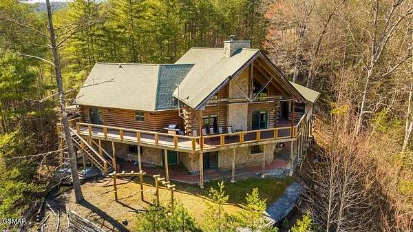 1.68 Acres of Residential Land with Home for Sale in Townsend, Tennessee