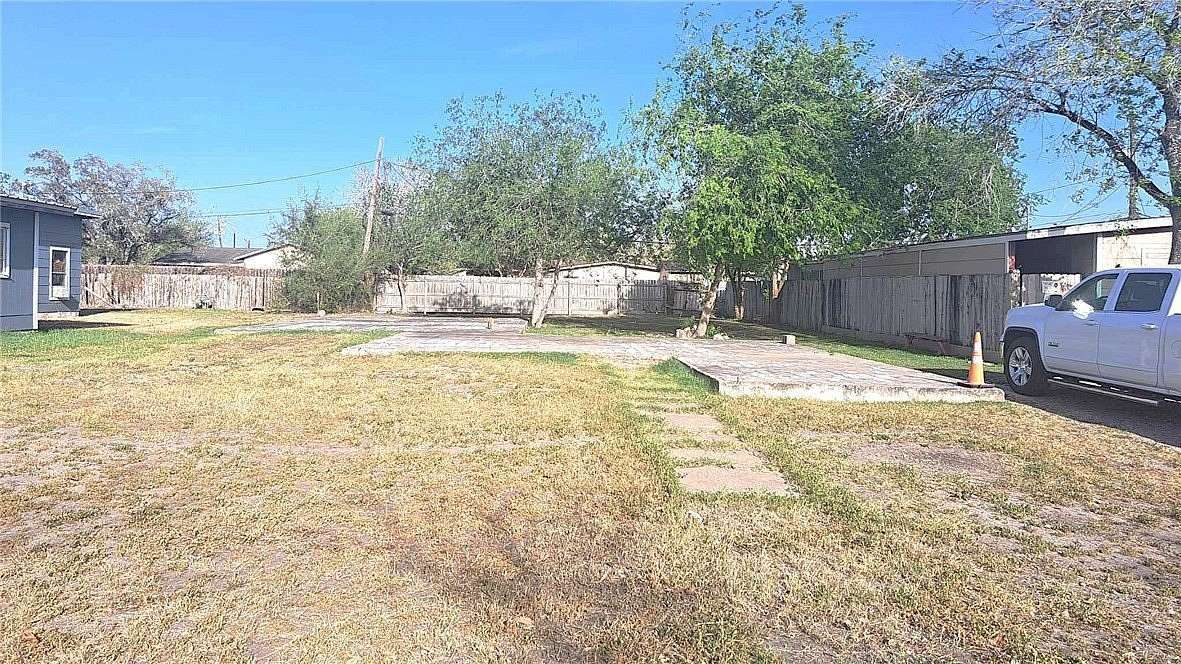 0.18 Acres of Land for Sale in Kingsville, Texas