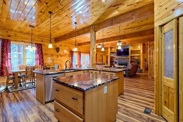 5 Acres of Residential Land with Home for Sale in Blue Ridge, Georgia