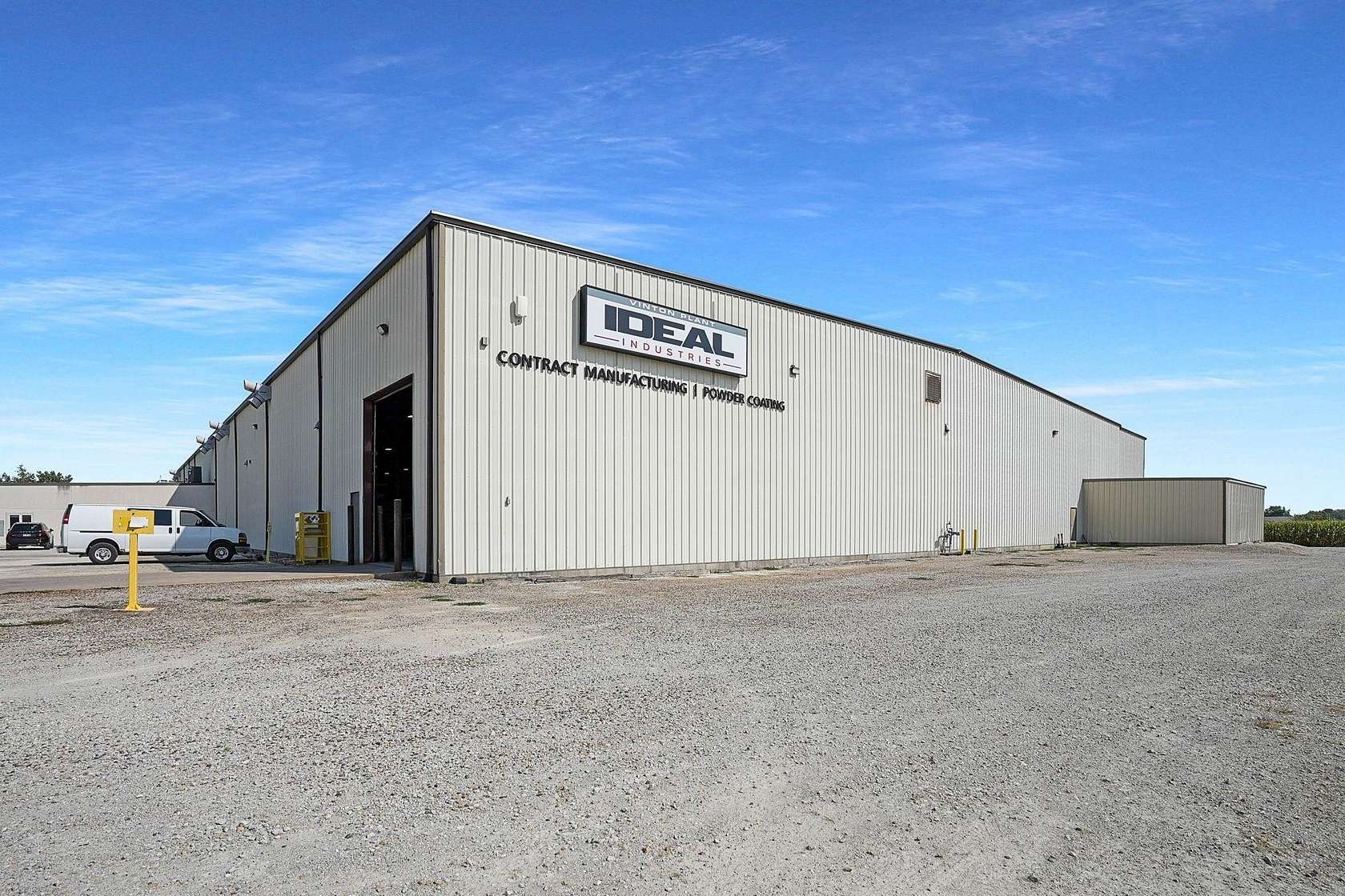 10.4 Acres of Improved Commercial Land for Sale in Vinton, Iowa