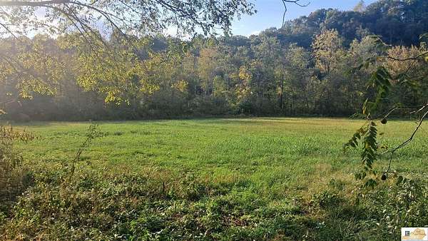 4 Acres of Land for Sale in Columbia, Kentucky