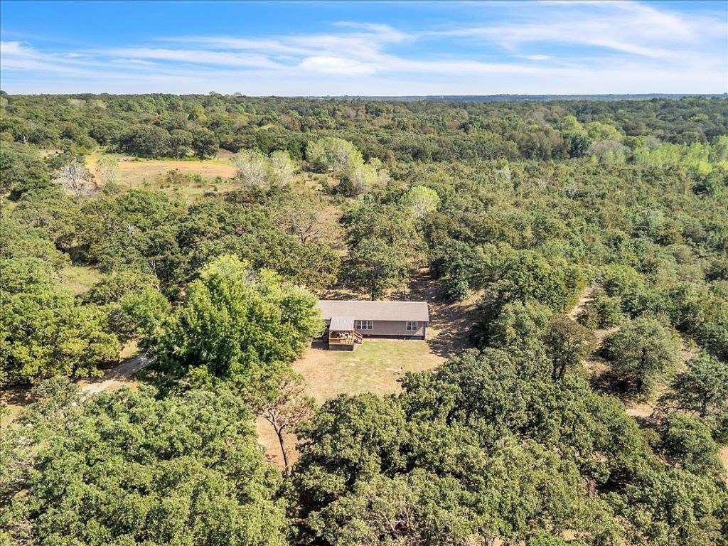 10.1 Acres of Land with Home for Sale in Norman, Oklahoma