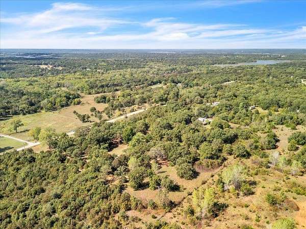 10.1 Acres of Land with Home for Sale in Norman, Oklahoma