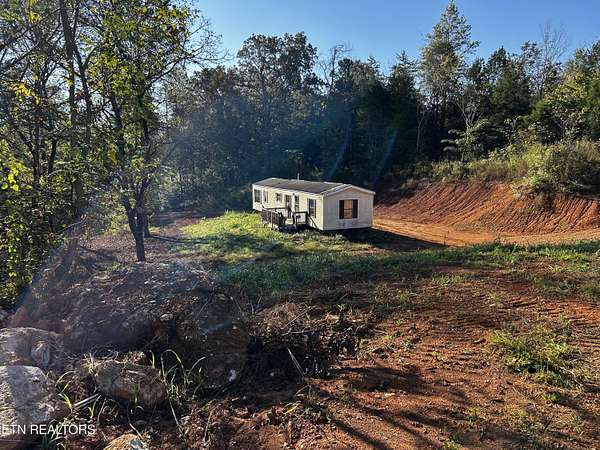 5 Acres of Residential Land for Sale in Madisonville, Tennessee