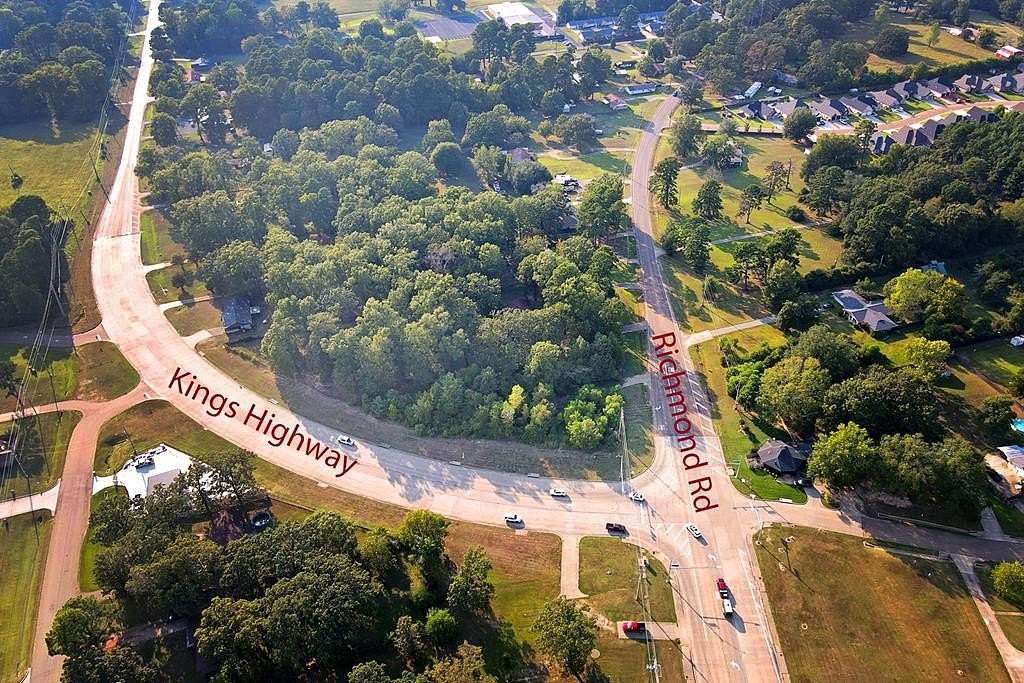 1.7 Acres of Commercial Land for Sale in Texarkana, Texas