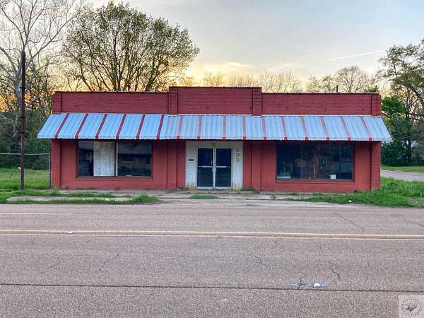 0.43 Acres of Improved Commercial Land for Sale in Atlanta, Texas