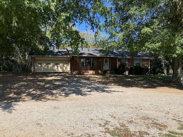 5.18 Acres of Residential Land with Home for Sale in Mount Pleasant, Tennessee