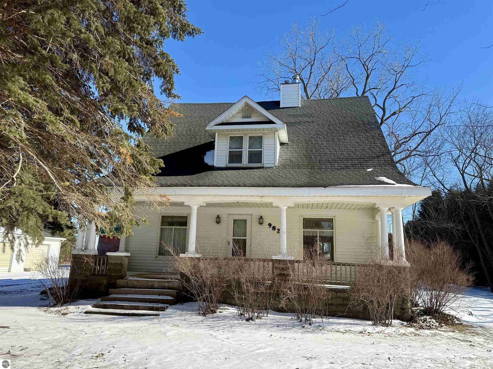 18 Acres of Land with Home for Sale in Breckenridge, Michigan