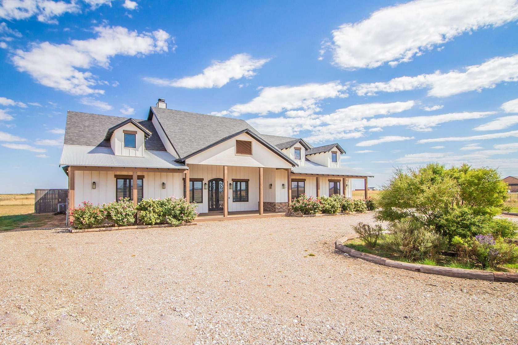 2.47 Acres of Residential Land with Home for Sale in Shallowater, Texas